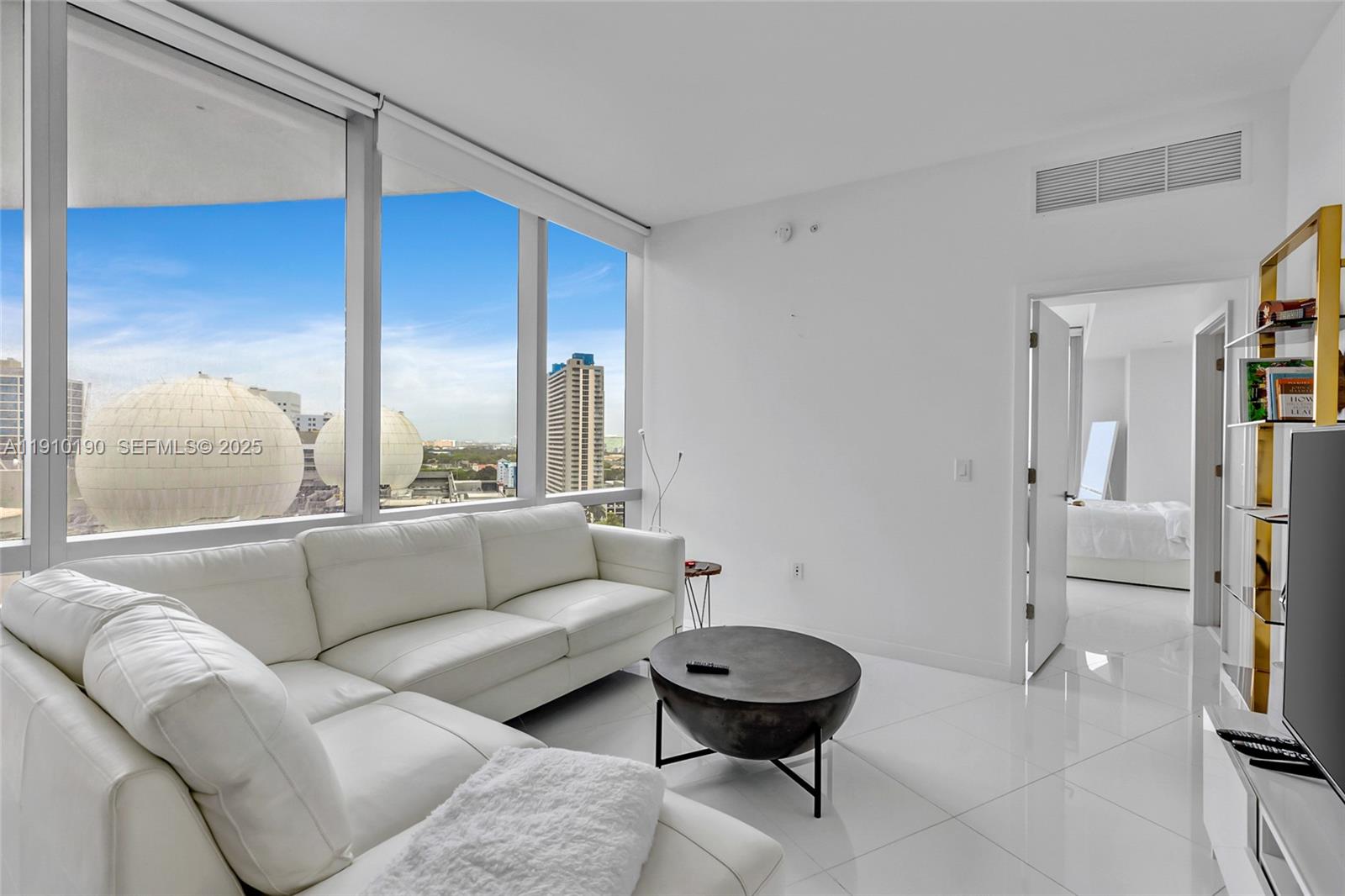 851 NE 1st Avenue 1202, Miami, FL 33132 photo 20