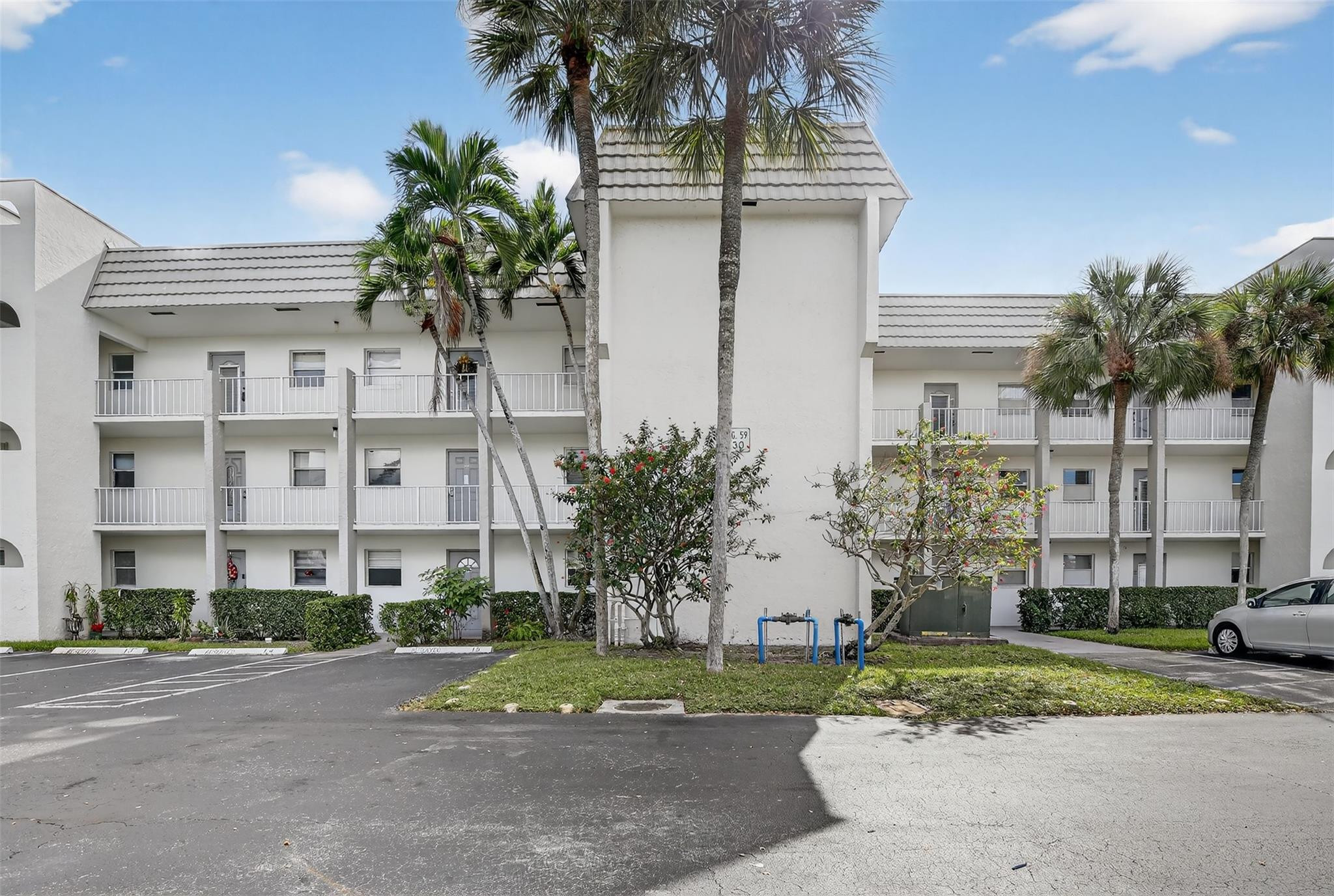8130 Sunrise Lakes Boulevard 309, Sunrise, FL 33322, Sunrise