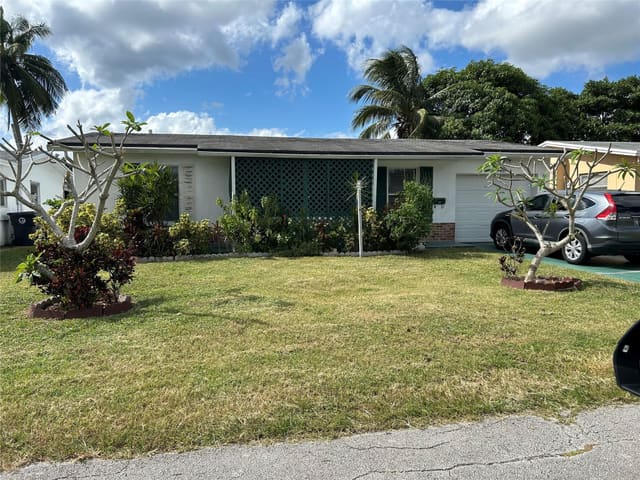 861 SW 63rd Way, sold in Kimberly Village Sec One, North Lauderdale, FL