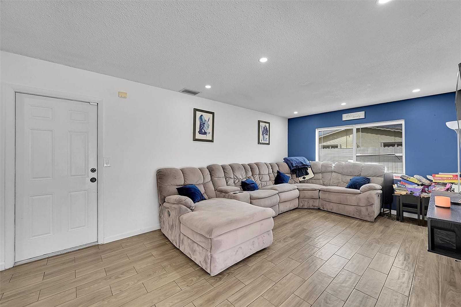 300 W Kathy Lane, Margate, FL 33068 photo 16