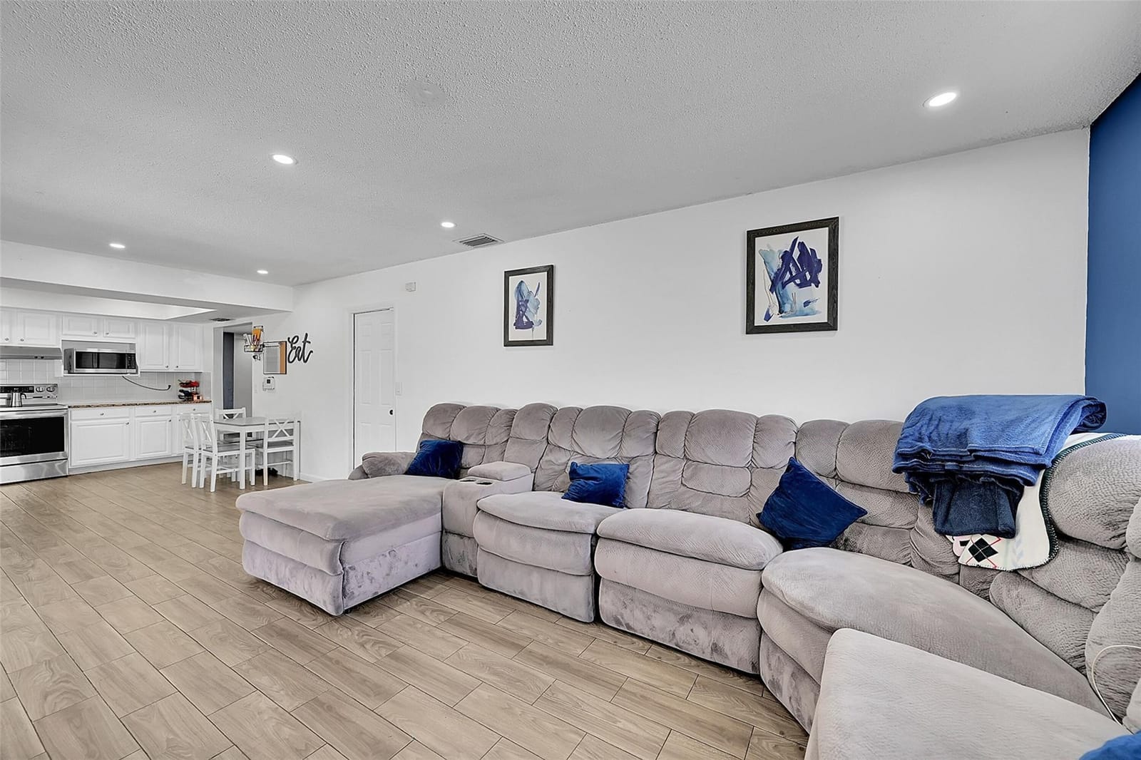 300 W Kathy Lane, Margate, FL 33068 photo 17