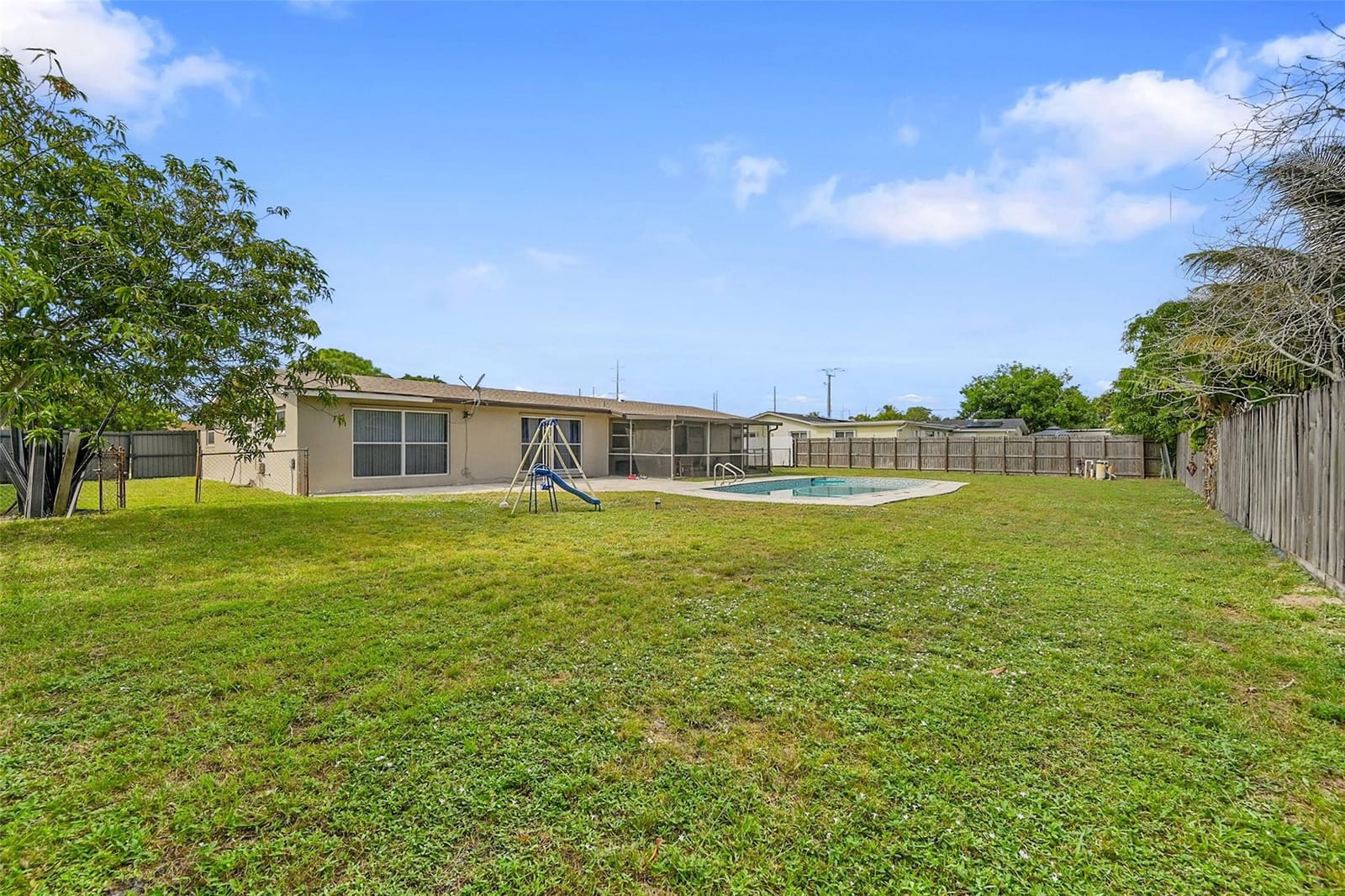 300 W Kathy Lane, Margate, FL 33068 photo 22