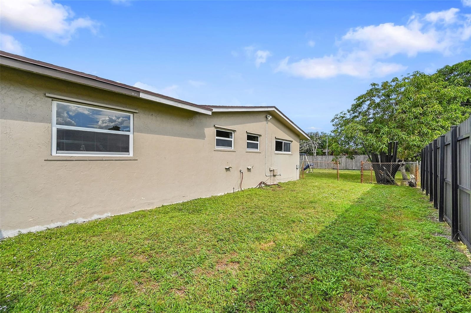 300 W Kathy Lane, Margate, FL 33068 photo 25