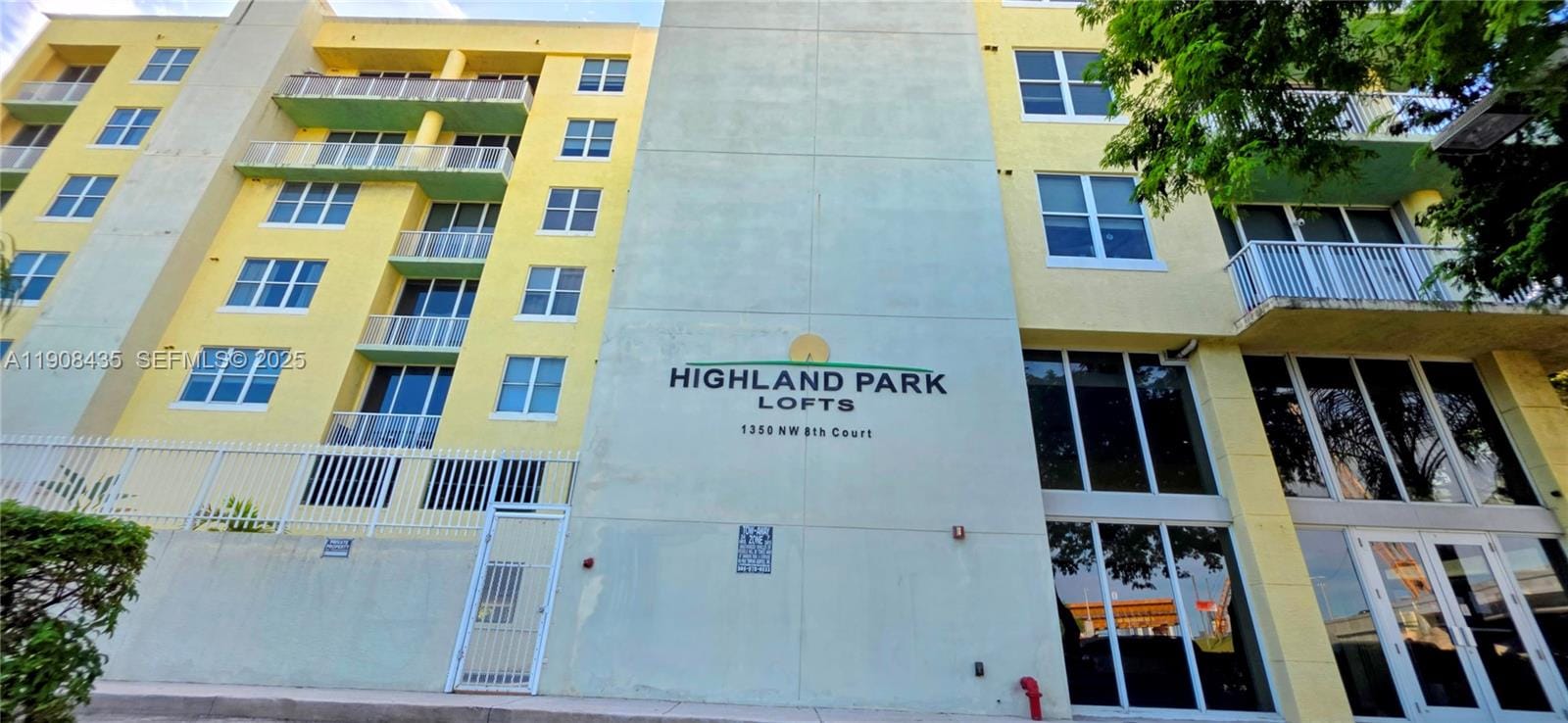 1350 NW 8th Court A1-6, Miami, FL 33136 photo 2