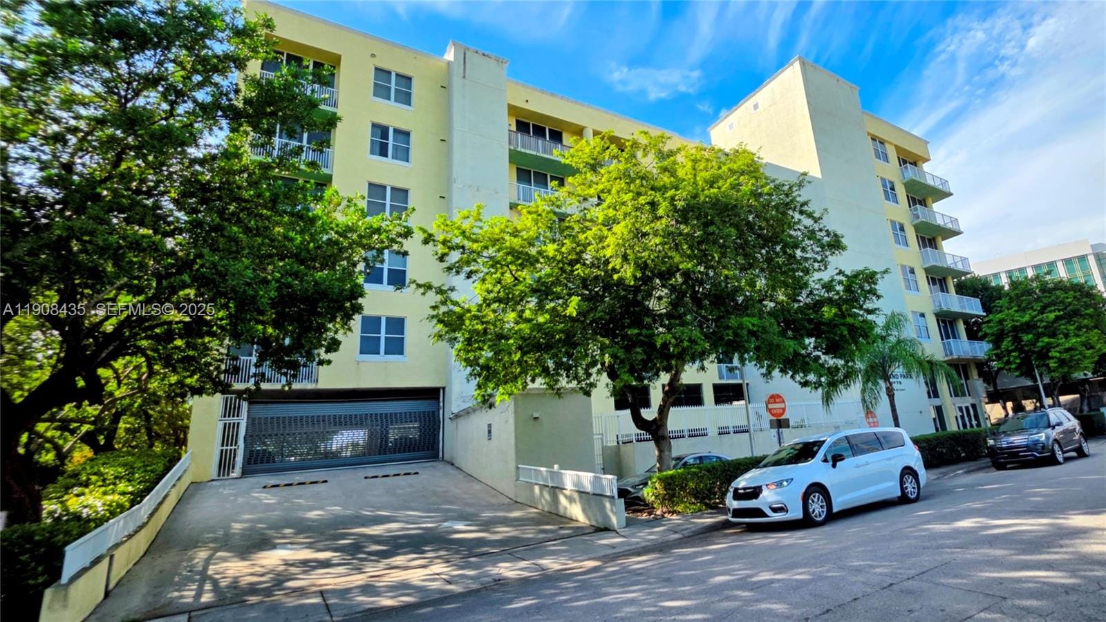 1350 NW 8th Court A1-6, Miami, FL 33136 photo 4