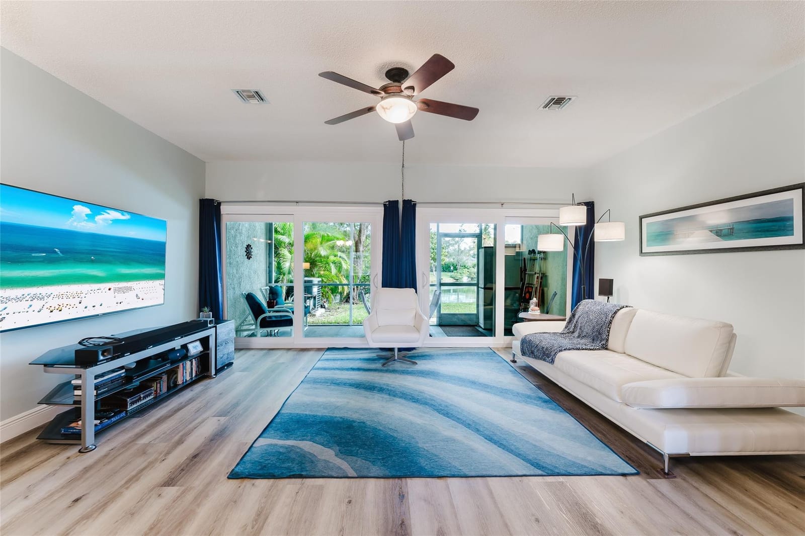 272 W Hemingway Circle, Margate, FL 33063