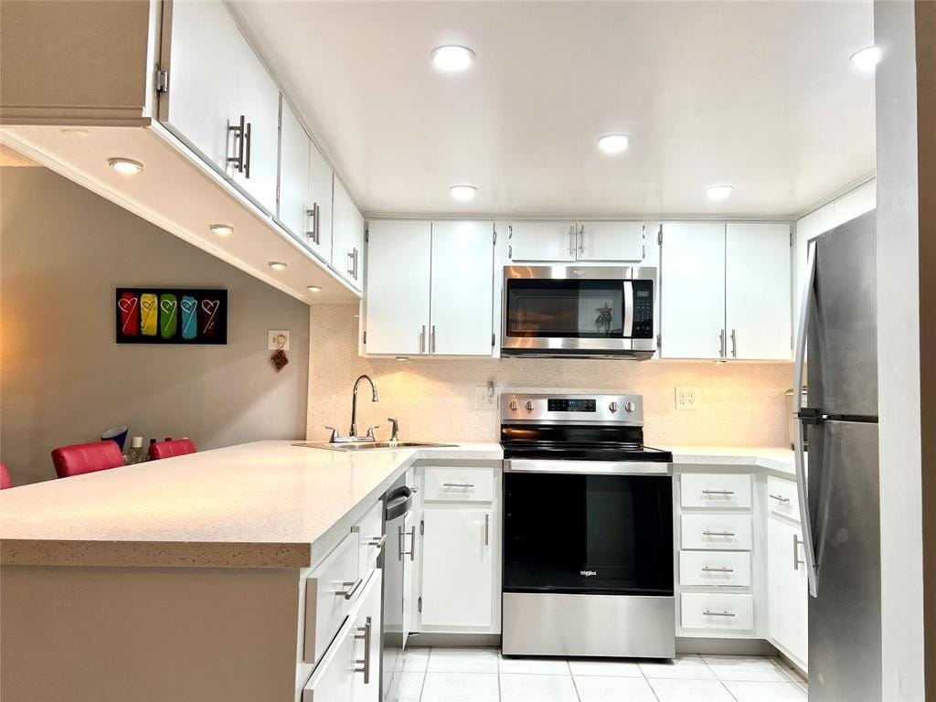 3002 NE 5th Terrace 209-B — photo 2