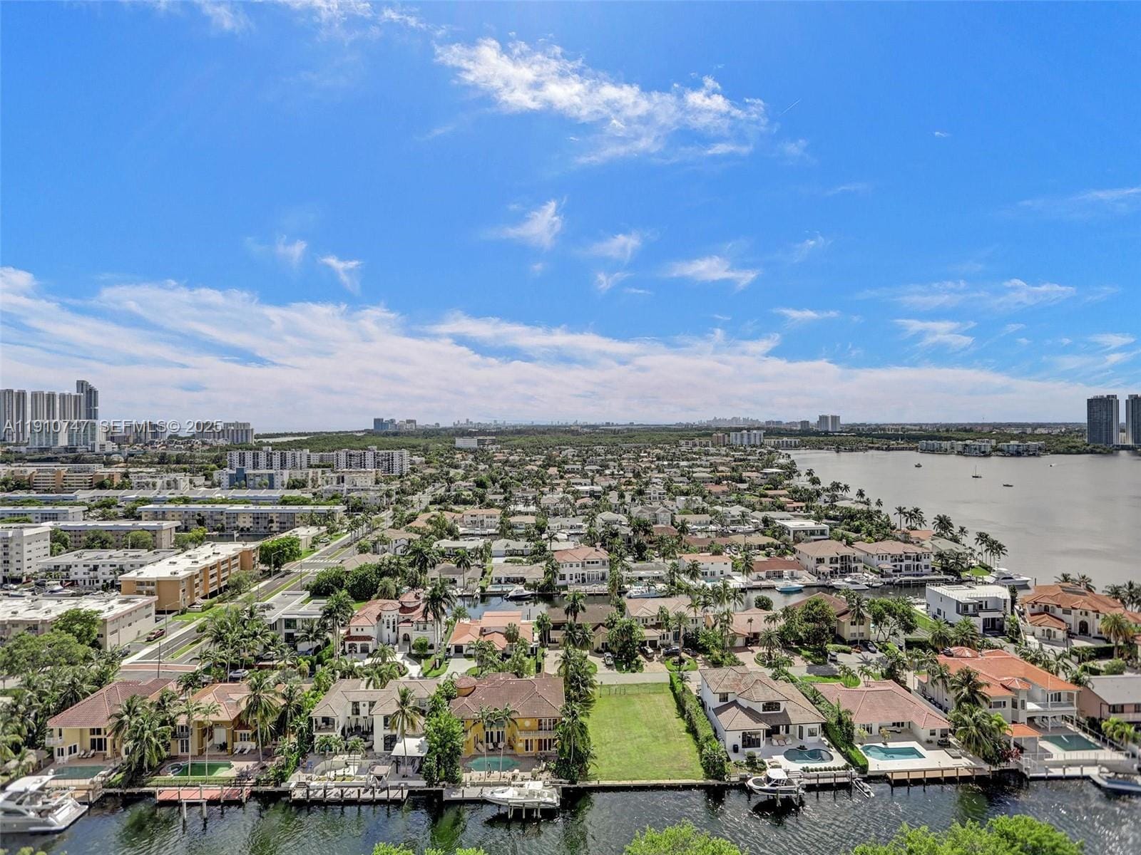 1000 E Island Boulevard 2103, Aventura, FL 33160 photo 26