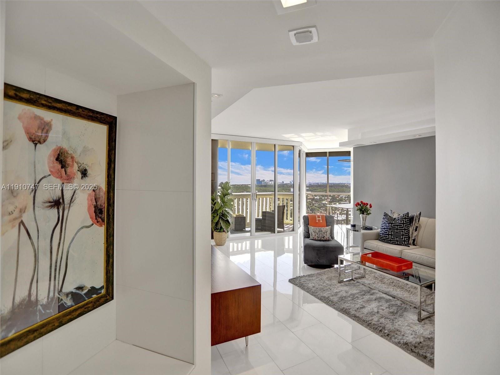 1000 E Island Boulevard 2103, Aventura, FL 33160 photo 5