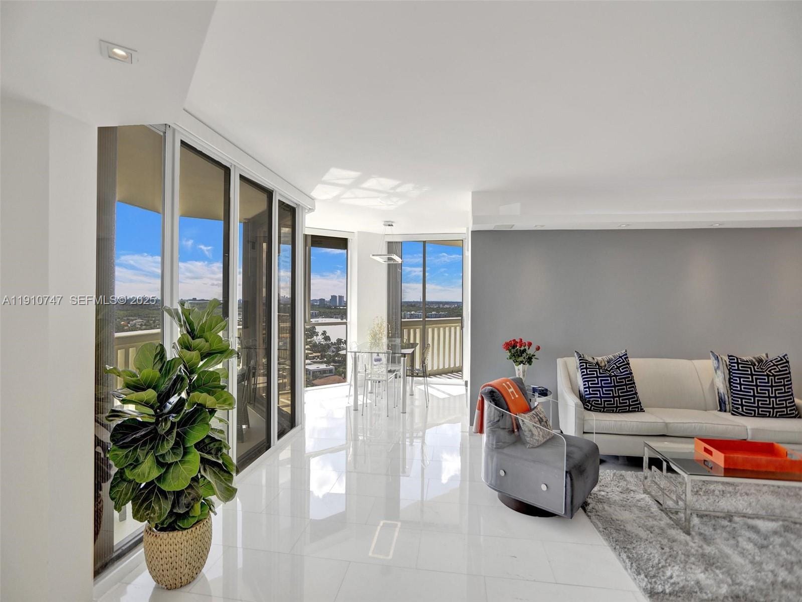 1000 E Island Boulevard 2103, Aventura, FL 33160 photo 7