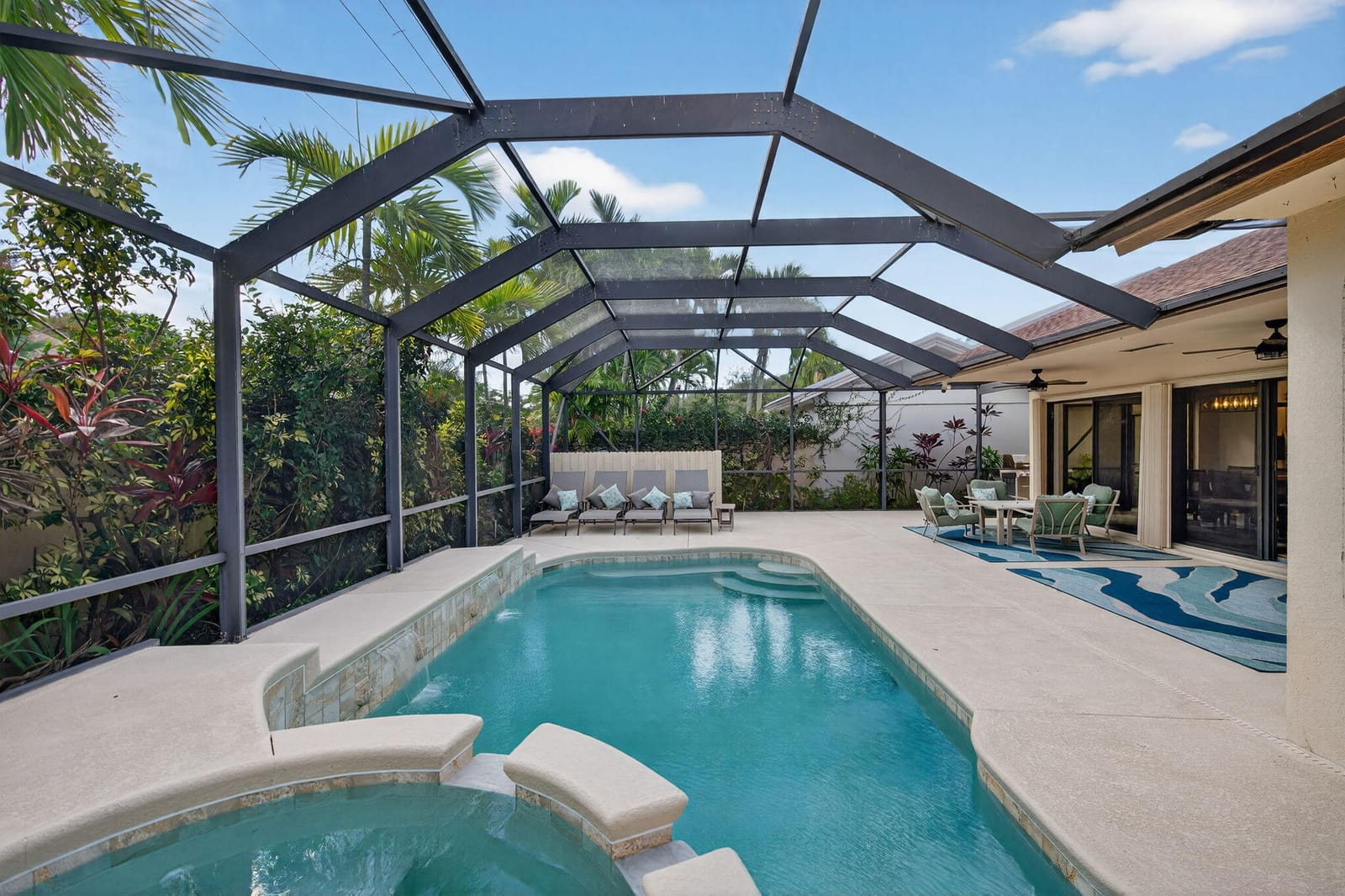 121 Landward Drive, Jupiter, FL 33477