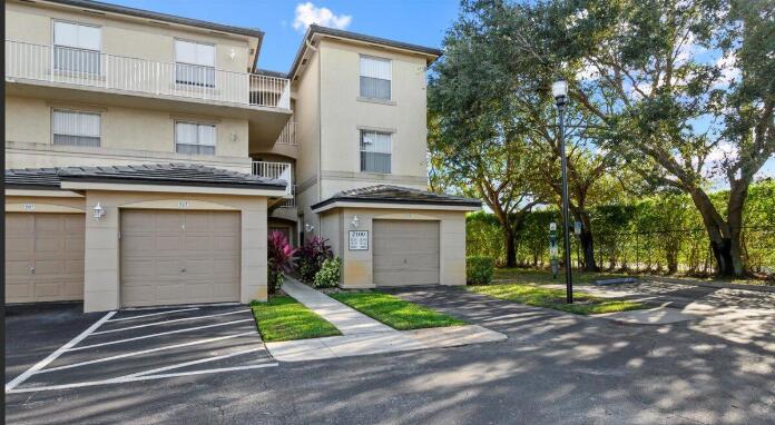 2100 Greenview Shores Boulevard 508, Wellington, FL 33414, Wellington