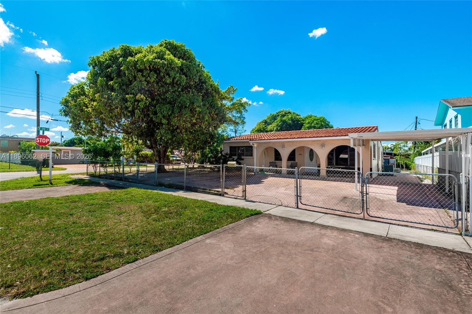 3920 W 3rd Avenue, Hialeah, FL 33012