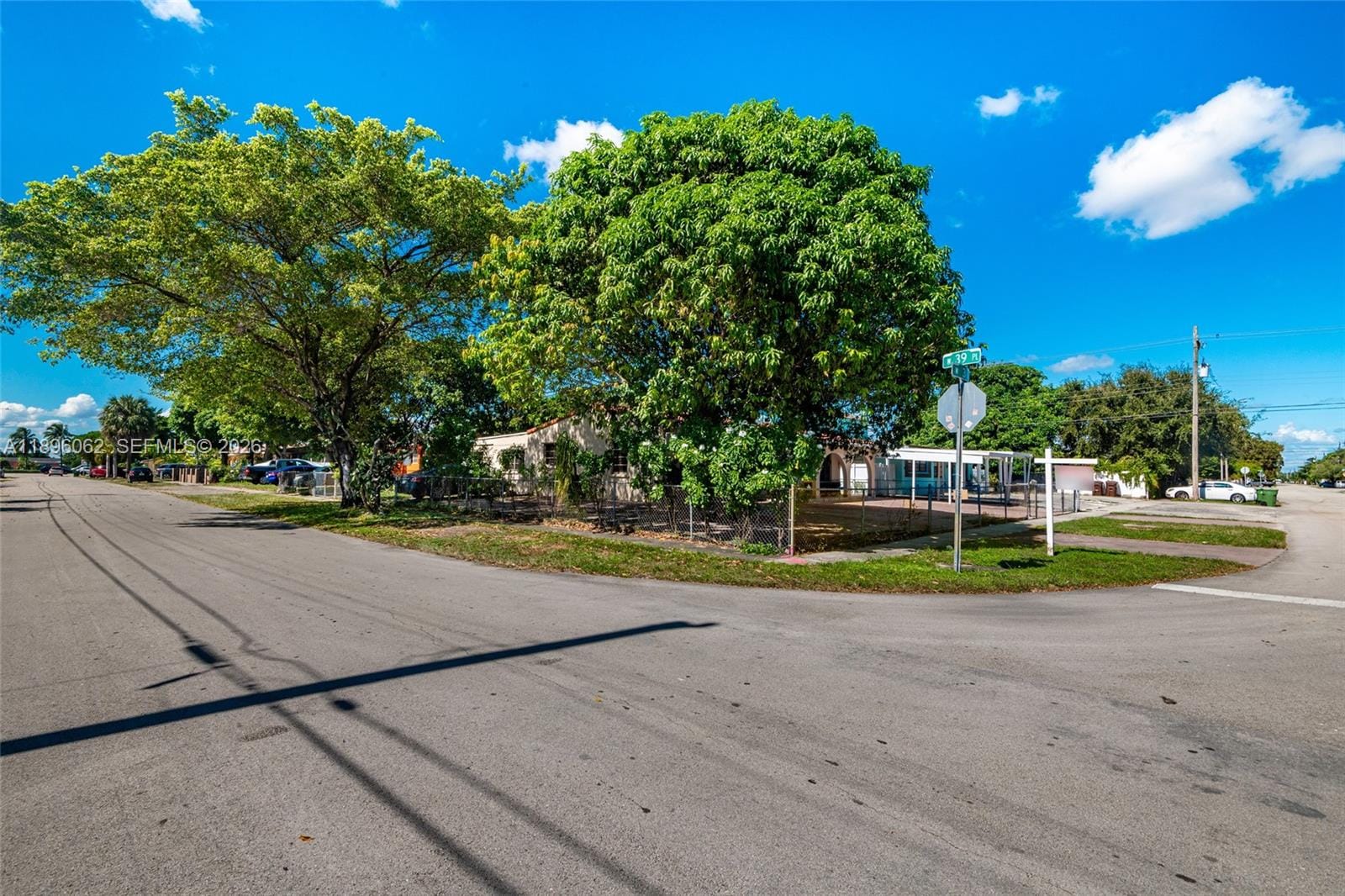 3920 W 3rd Avenue, Hialeah, FL 33012 photo 2