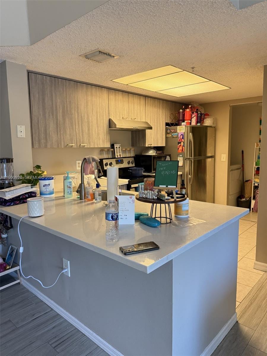 5015 Wiles Road 207 — photo 3