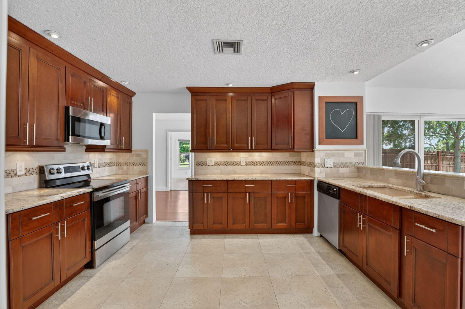 1273 SW 25th Avenue — photo 7