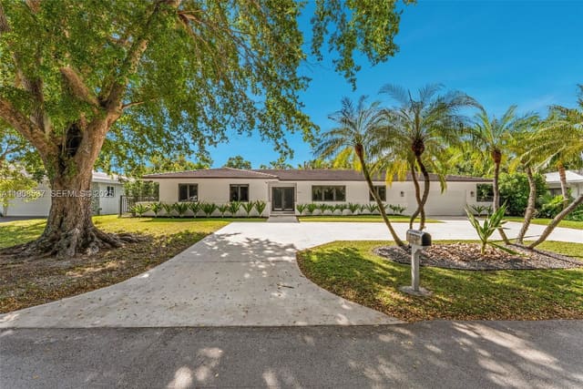 1460 Campamento Avenue, sold in Coral Bay Sec A Amd Pl, Coral Gables, FL