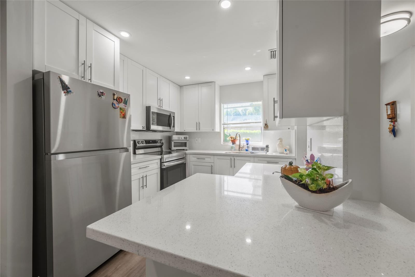 600 SW Natura Boulevard B, Deerfield Beach, FL 33441 photo 7