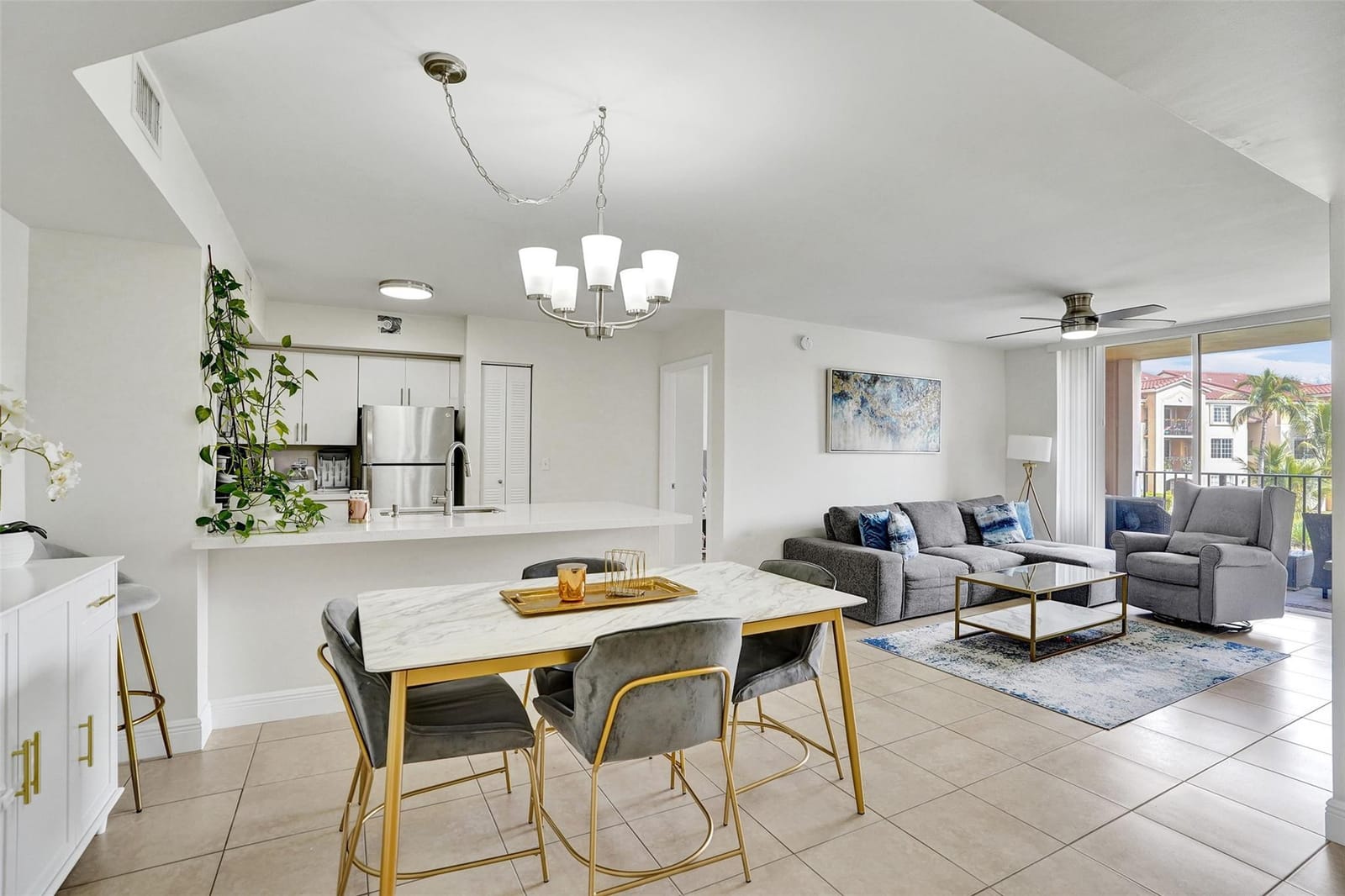 2163 Renaissance Boulevard 204 — photo 2
