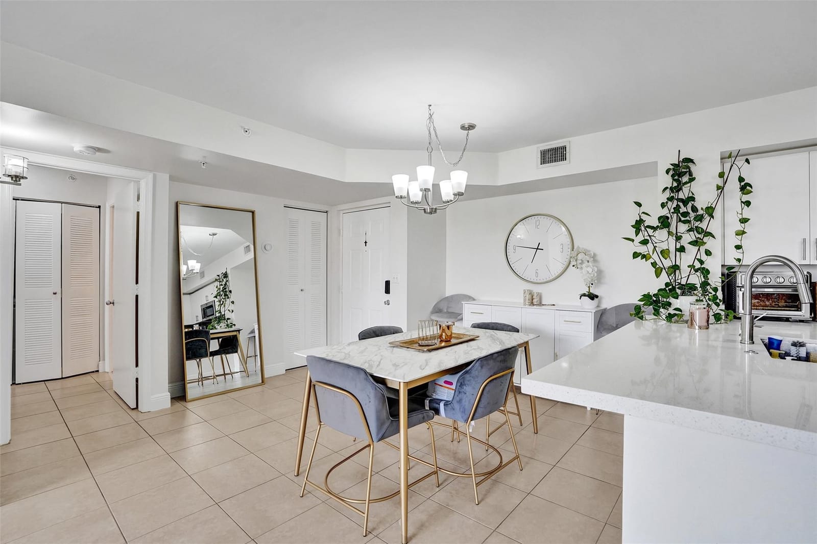 2163 Renaissance Boulevard 204 — photo 3