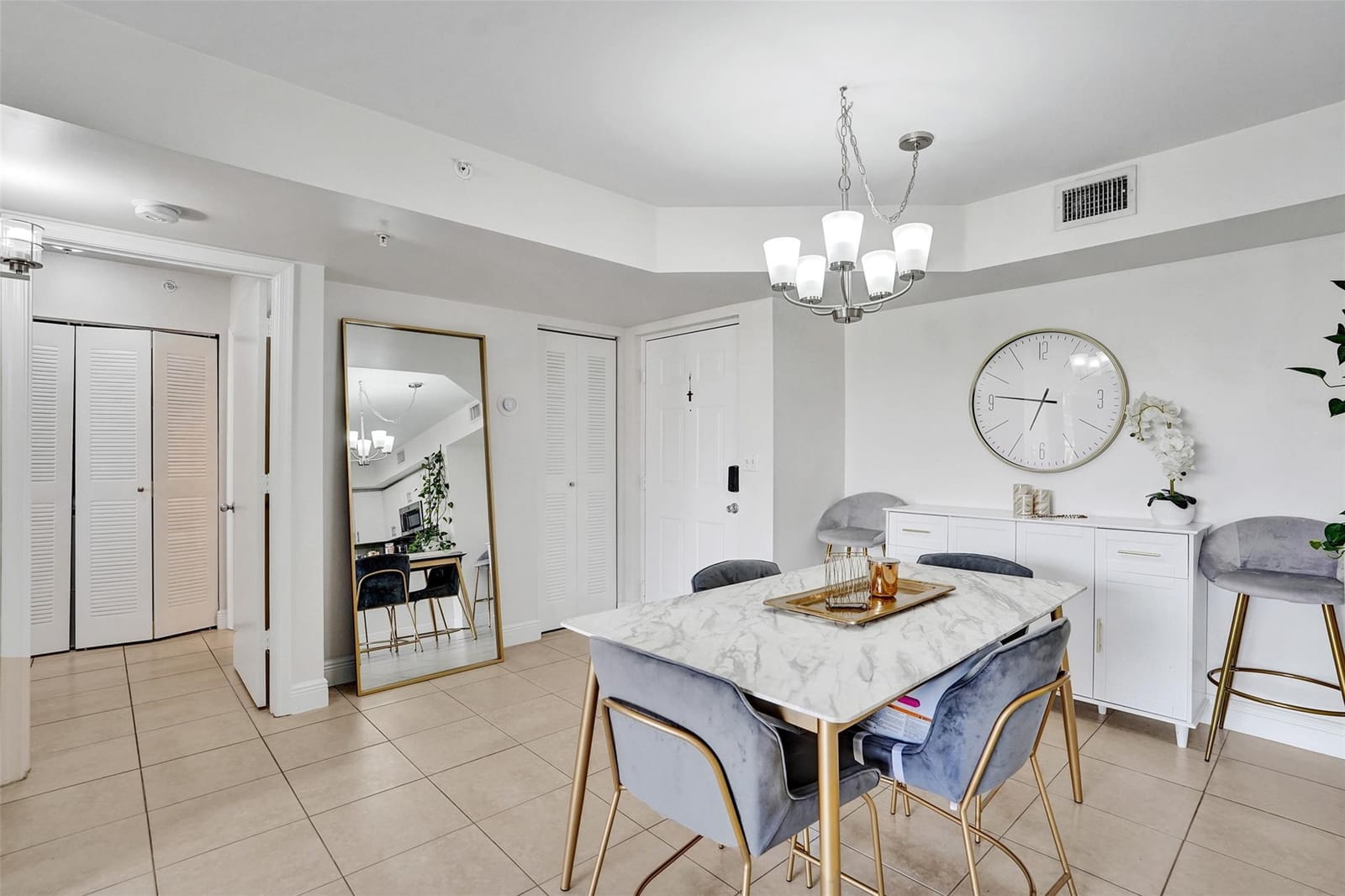 2163 Renaissance Boulevard 204 — photo 4