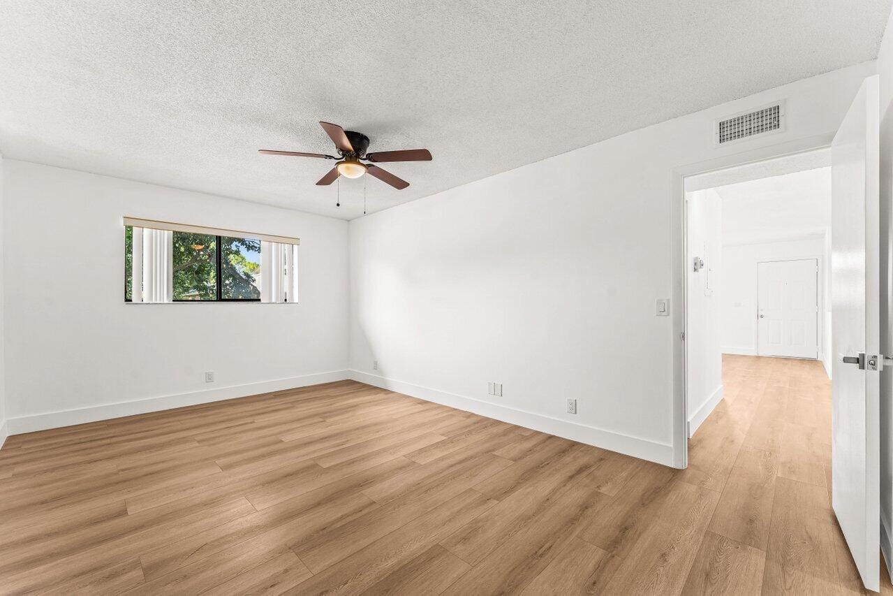 522 Trace Circle 209, Deerfield Beach, FL 33441 photo 14