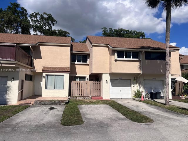 8247 NW 8th Place, sold in Townhouses At Jacaranda C, Plantation, FL
