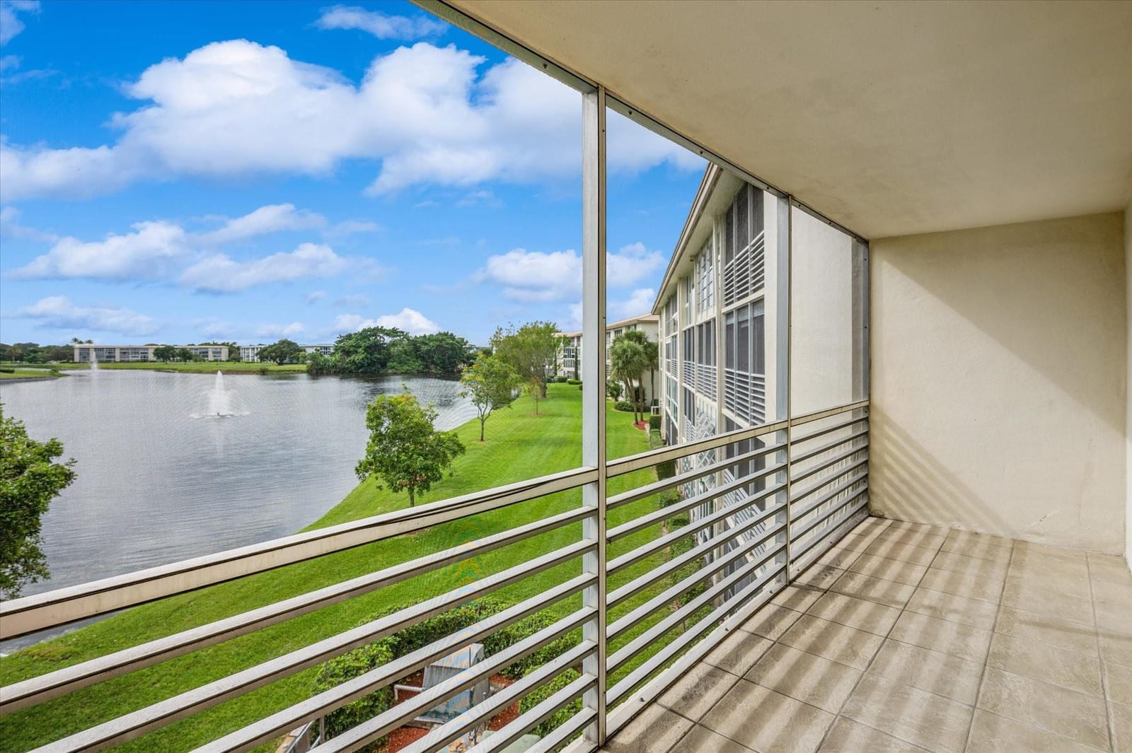 3205 Portofino Point F3 — photo 12