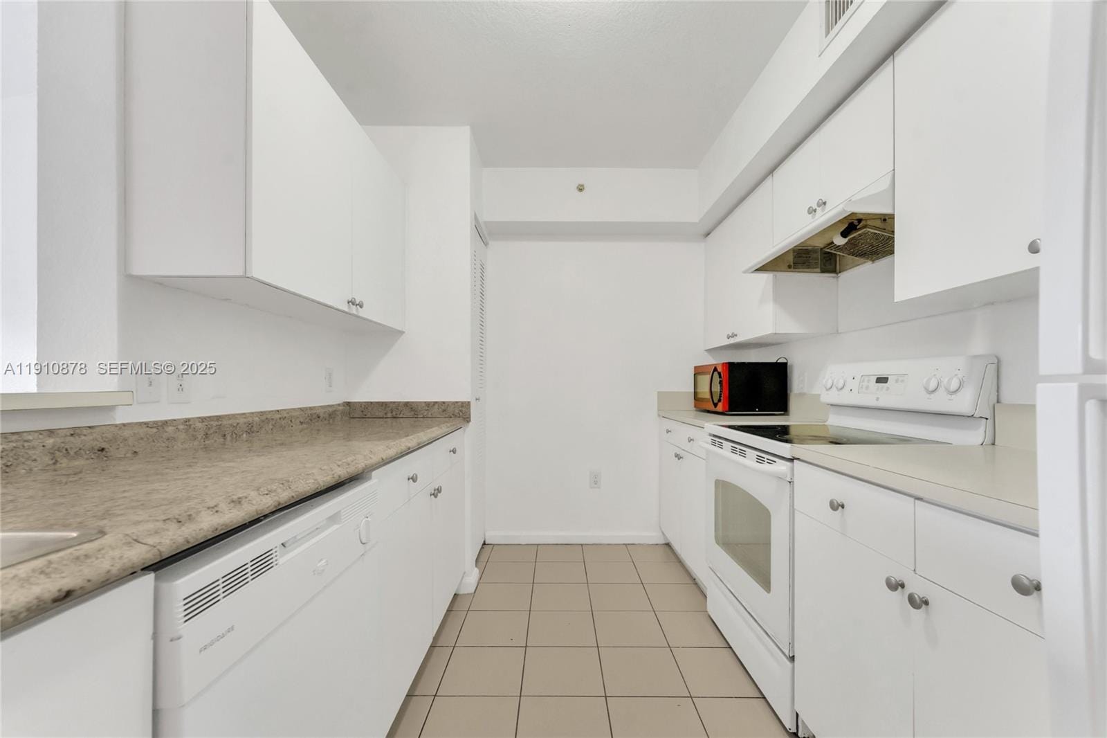 15400 SW 284th Street 1312 — photo 7