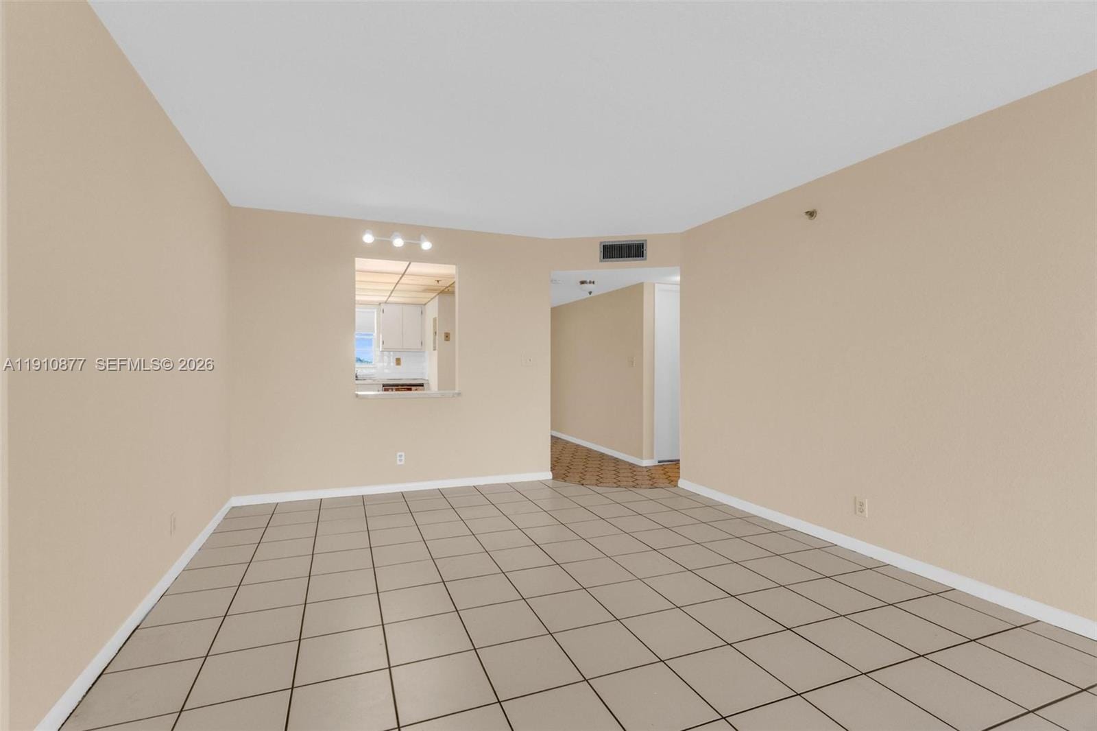 3100 W Rolling Hills Circle 707, Davie, FL 33328 photo 5