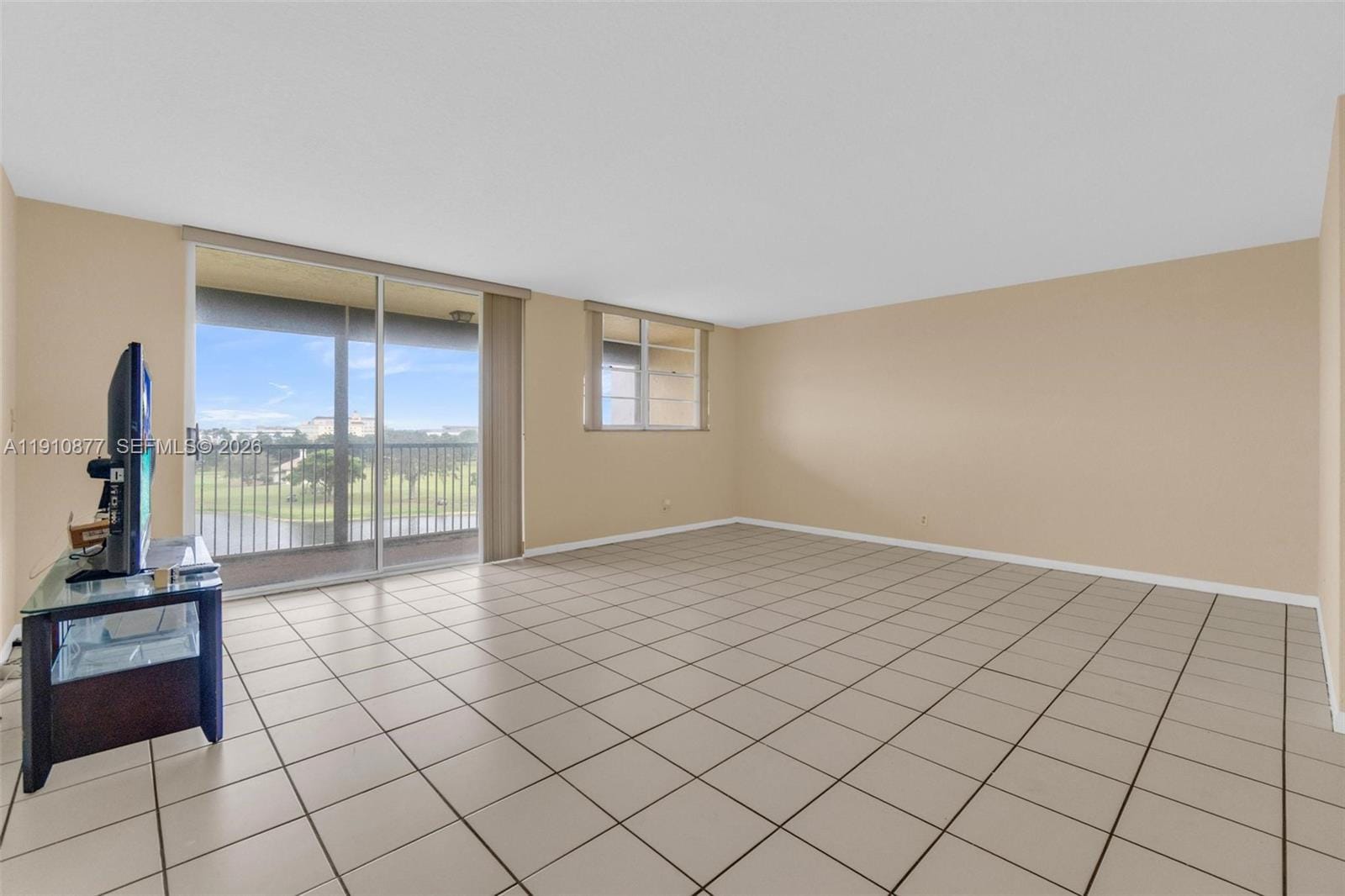 3100 W Rolling Hills Circle 707, Davie, FL 33328 photo 7