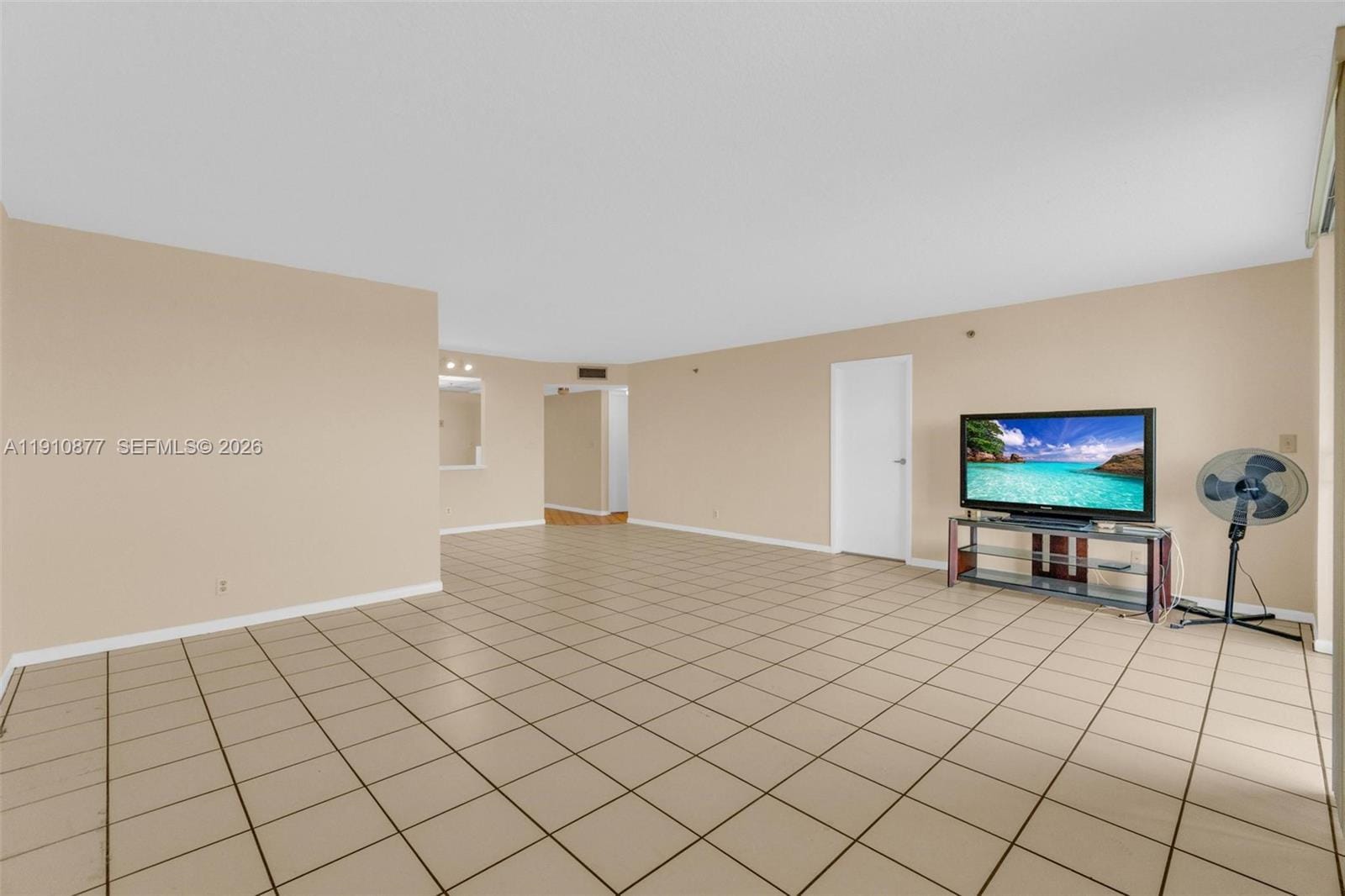 3100 W Rolling Hills Circle 707, Davie, FL 33328 photo 9