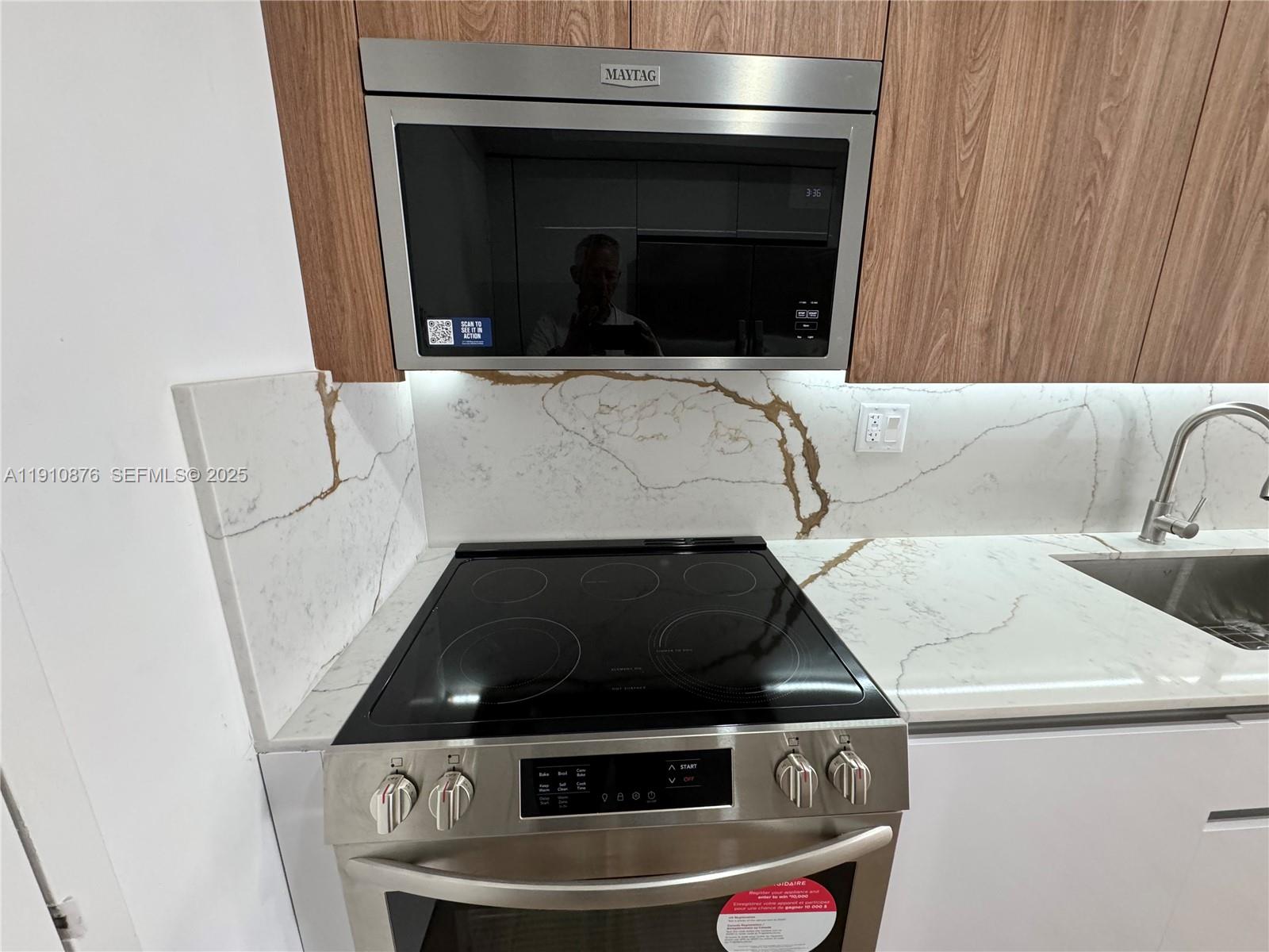 18031 Biscayne Boulevard 1402, Aventura, FL 33160, Aventura