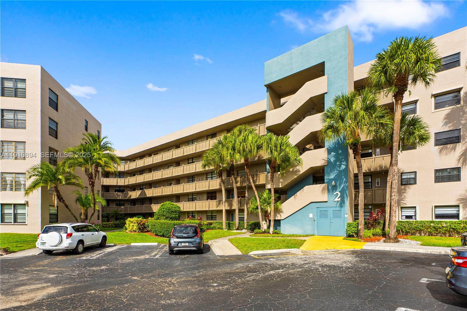 1000 Colony Point Circle 308, Pembroke Pines, FL 33026, Pembroke Pines