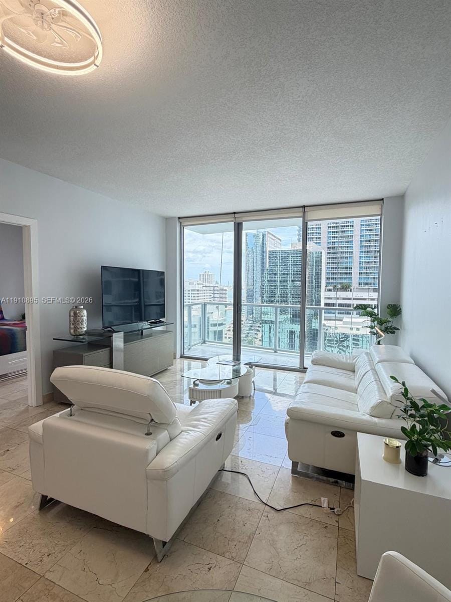 1050 Brickell Avenue 1904 — photo 2