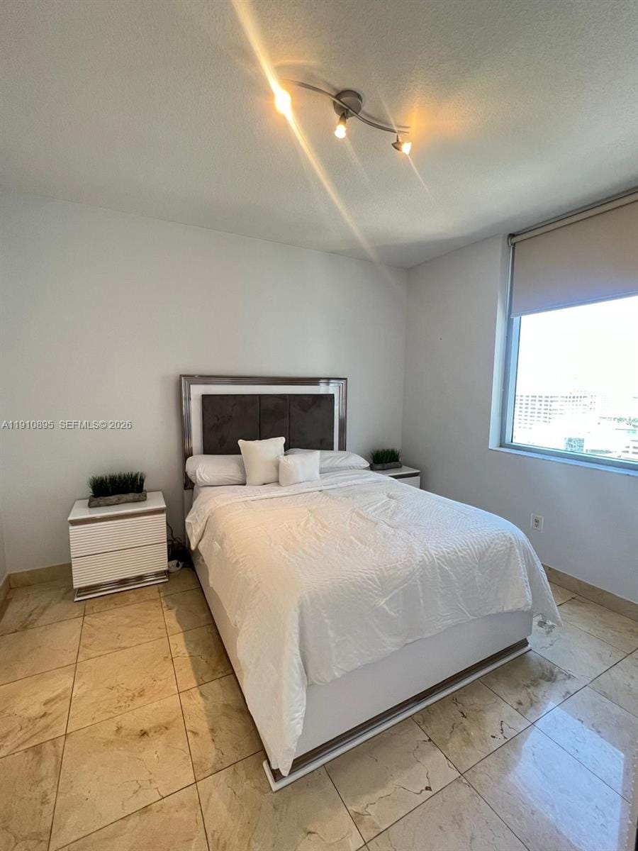 1050 Brickell Avenue 1904, Miami, FL 33131 photo 27