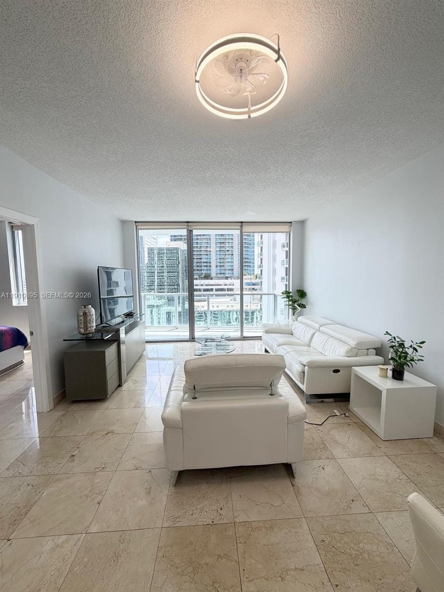 1050 Brickell Avenue 1904 — photo 6