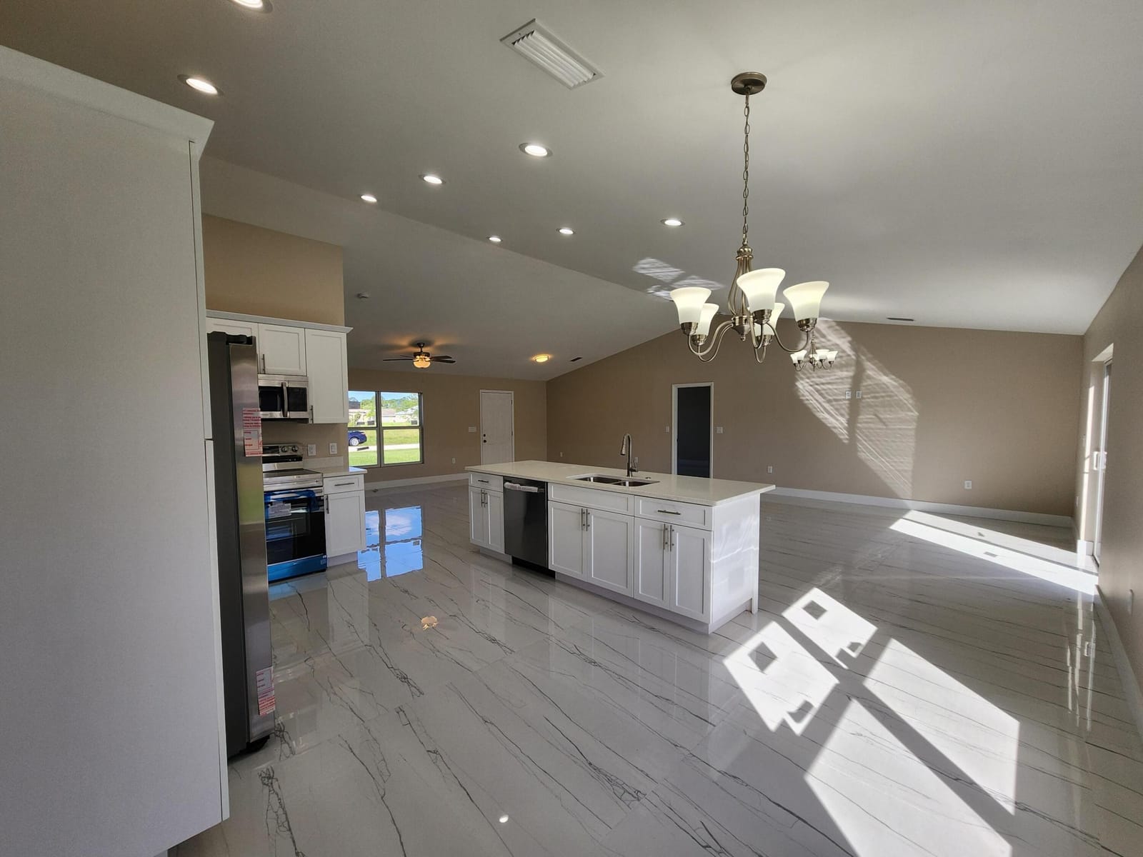 956 SE 39th Terrace, Okeechobee, FL 34974 photo 6