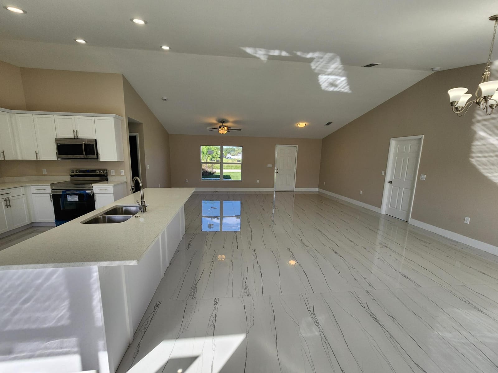 956 SE 39th Terrace, Okeechobee, FL 34974 photo 9