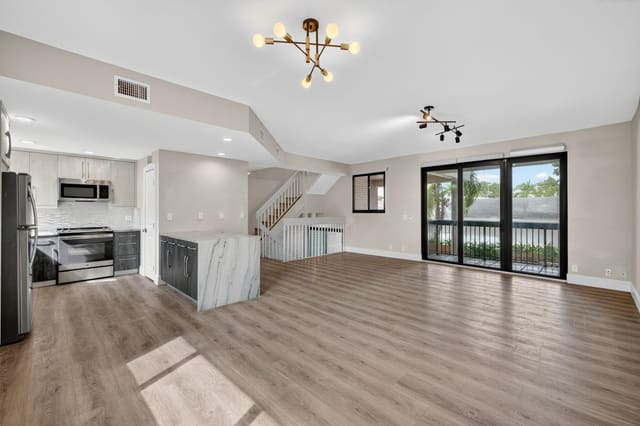 1401 NE 9th Street 41, sold in Victoria Park Place, Fort Lauderdale, FL