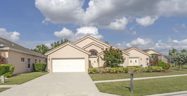 115 Saratoga Boulevard E, Royal Palm Beach, FL 33411