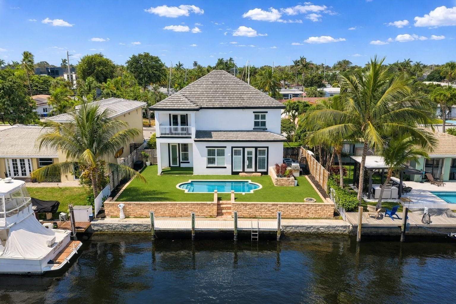 909 Mango Isle, Fort Lauderdale, FL 33315