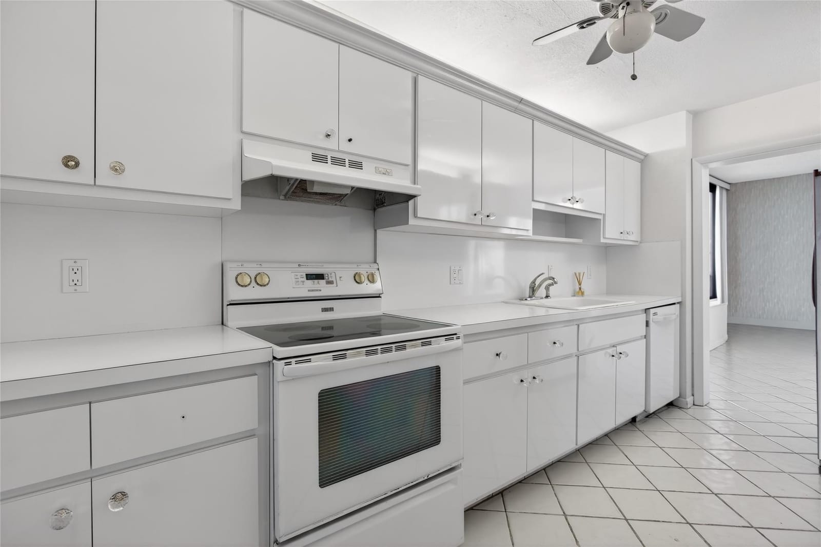 1401 S Ocean Boulevard 605, Pompano Beach, FL 33062 photo 7