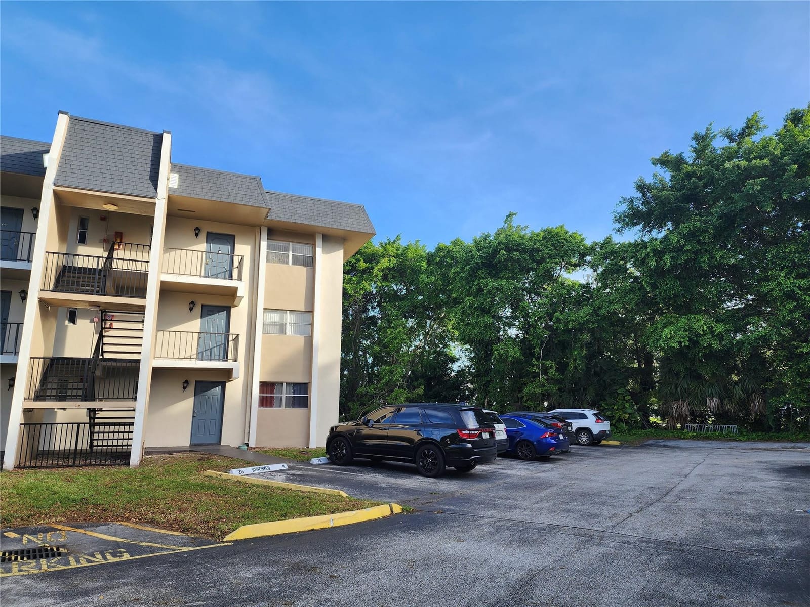 8020 Fairview 109, Tamarac, FL 33321 photo 12