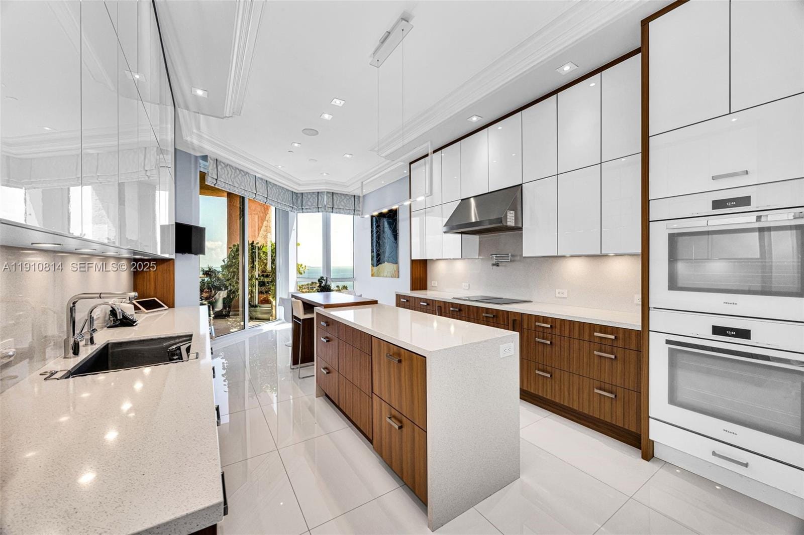 10 Edgewater Drive PH-C, Coral Gables, FL 33133 photo 12