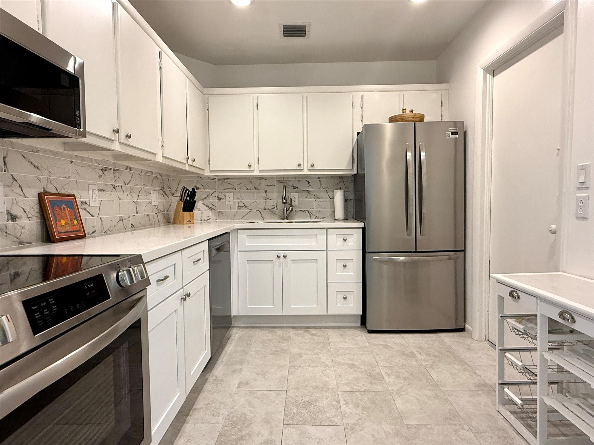 669 W Oakland Park Boulevard 220b, Oakland Park, FL 33311, Oakland Park