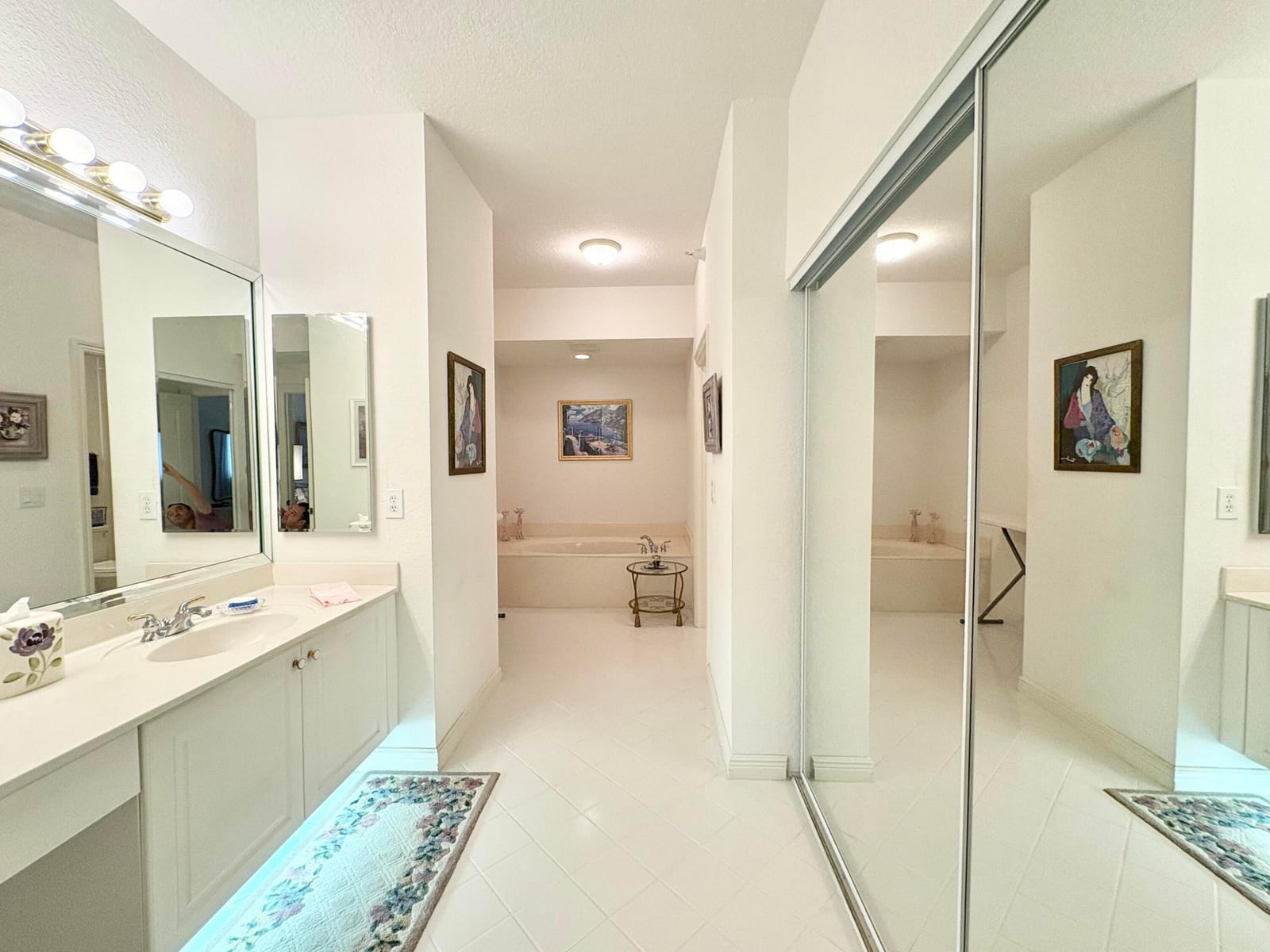 7715 Southampton Terrace 402 — photo 12