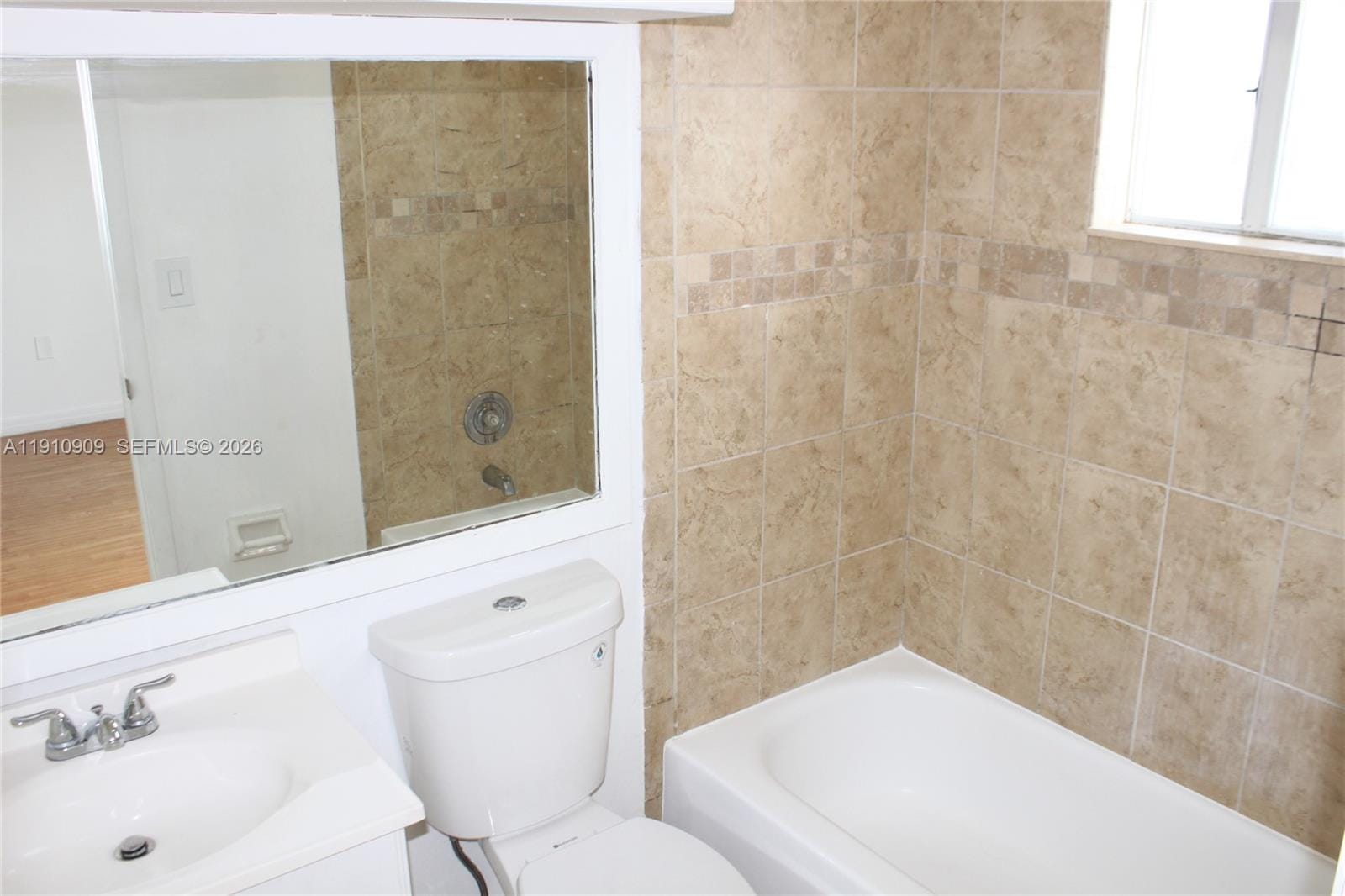 180 Riviera Circle 30-5 — photo 11