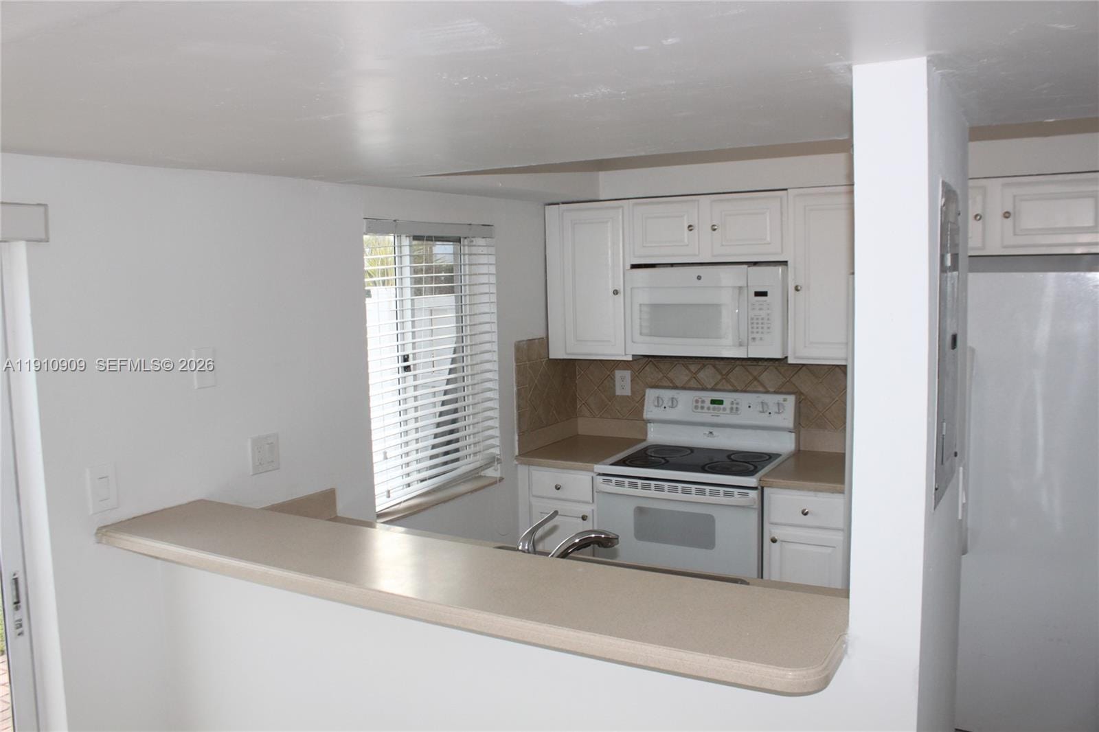 180 Riviera Circle 30-5, Weston, FL 33326 photo 21