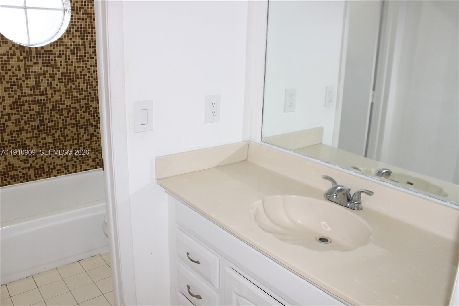 180 Riviera Circle 30-5 — photo 7